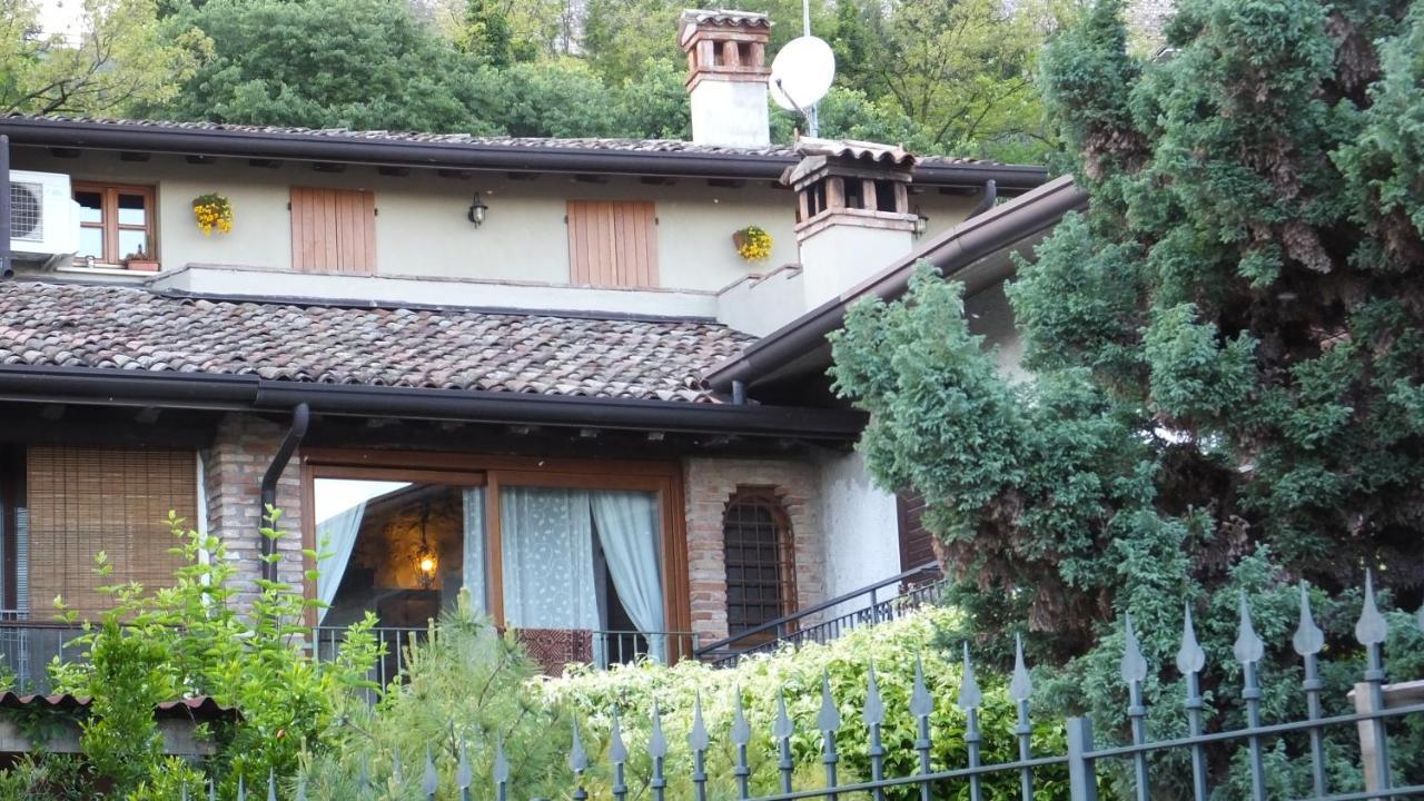 B&B Il Melograno Del Garda Padenghe sul Garda Kültér fotó